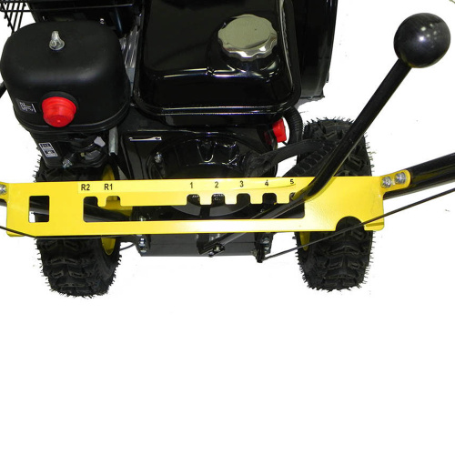 Снегоуборщик Huter SGC 4800Е фото 5